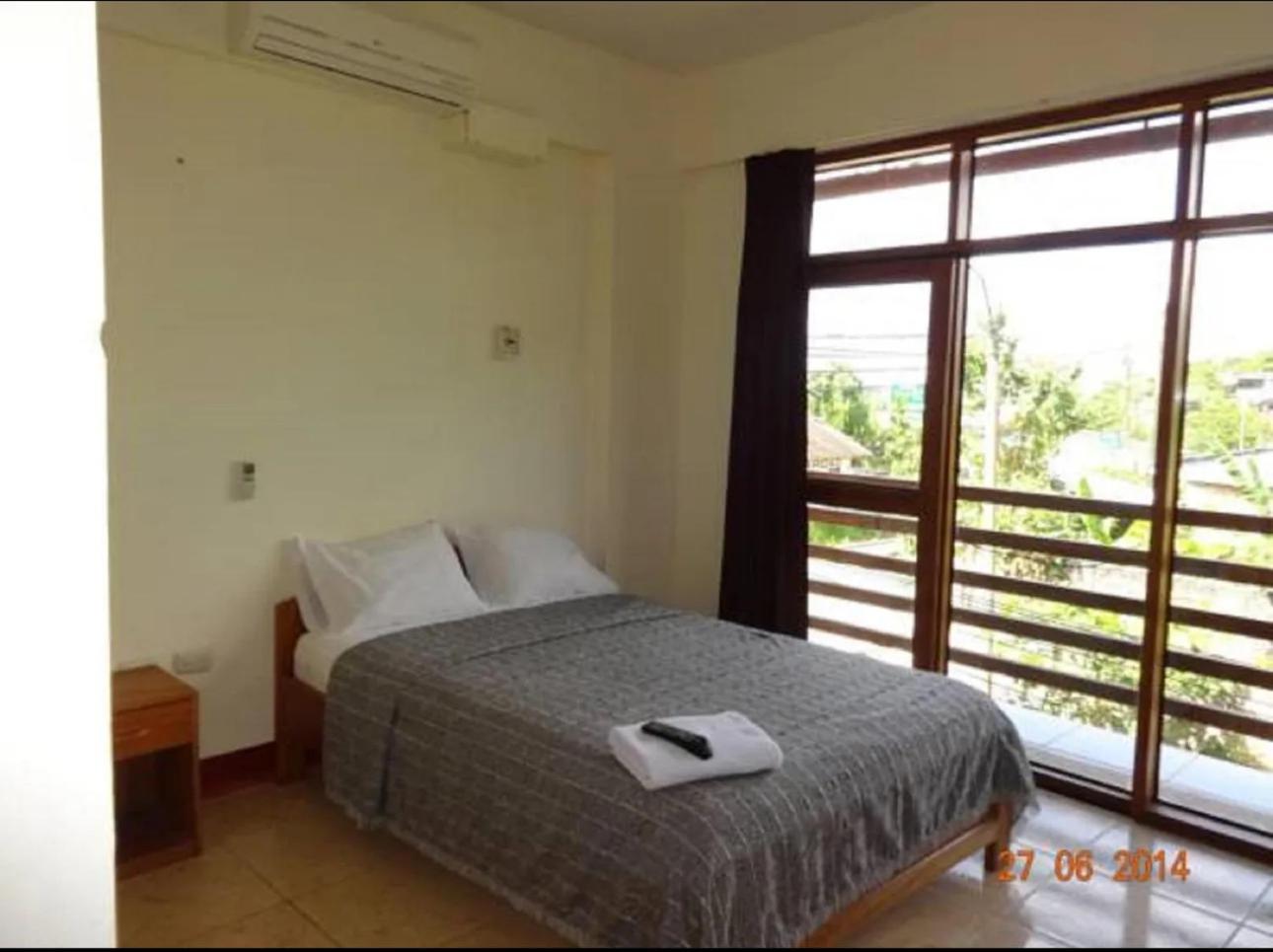 Hostal El Puerto Yurimaguas Kültér fotó