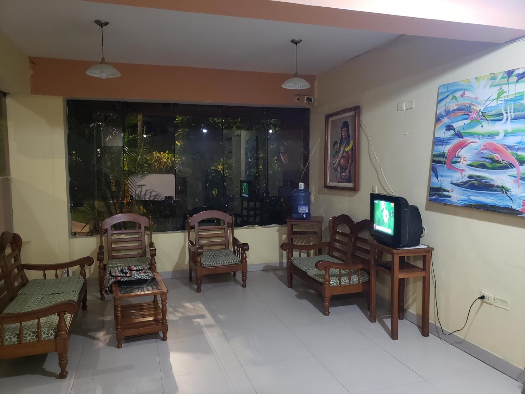 Hostal El Puerto Yurimaguas Kültér fotó